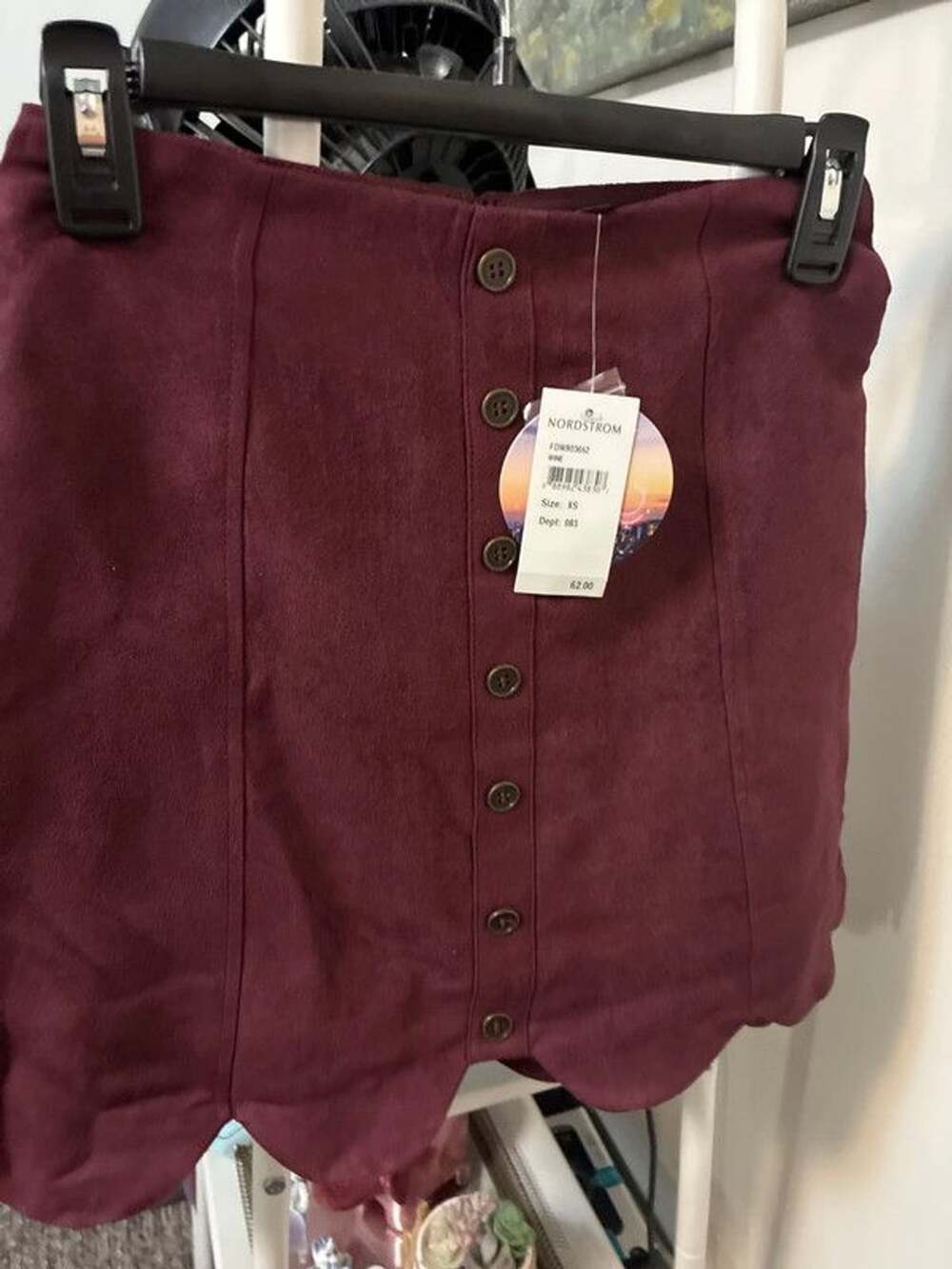 Women’s juniors xs live by design nwt faux suede purple miniskirt